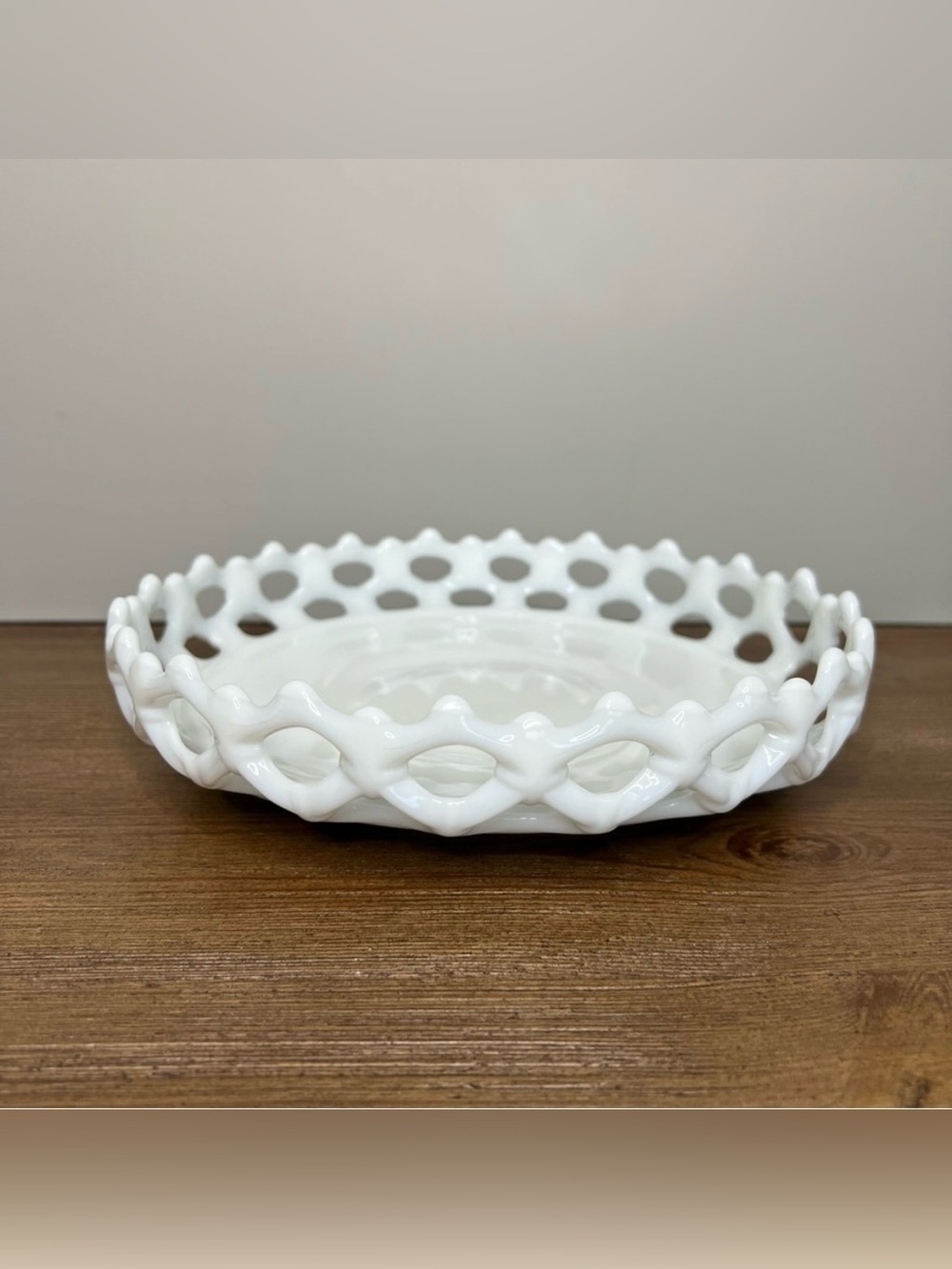 WESTMORELAND Vintage Doric Milk Glass 9” Cupped Bowl